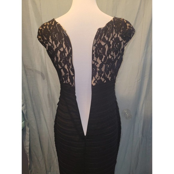 Lace london times Dress size 8 - Picture 3 of 4